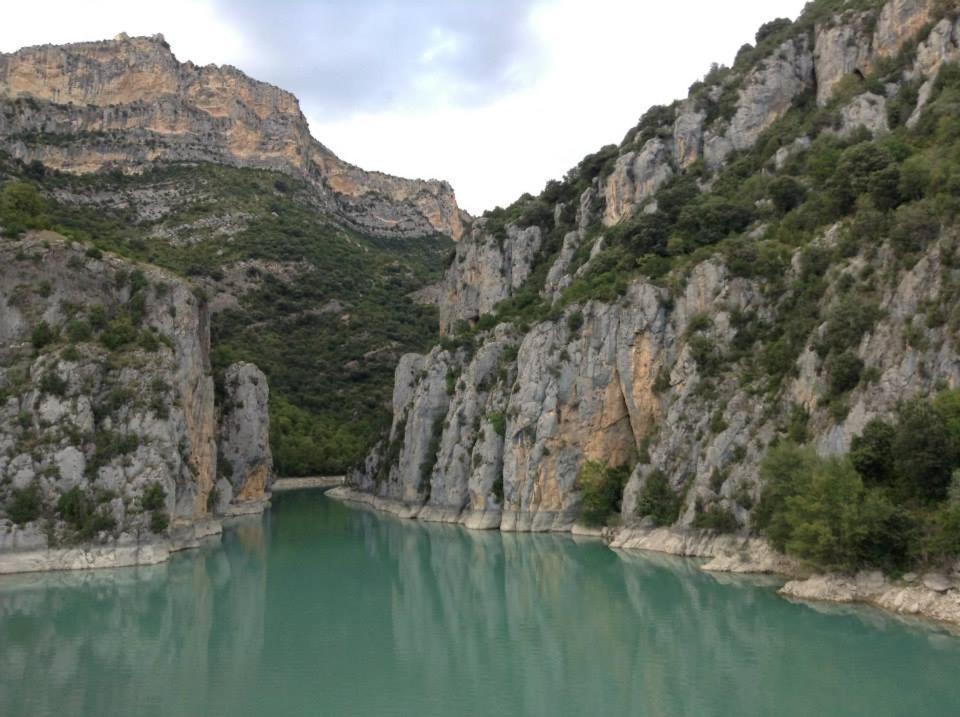 Apartamento Pirineo Aragones Sabiñánigo Екстериор снимка