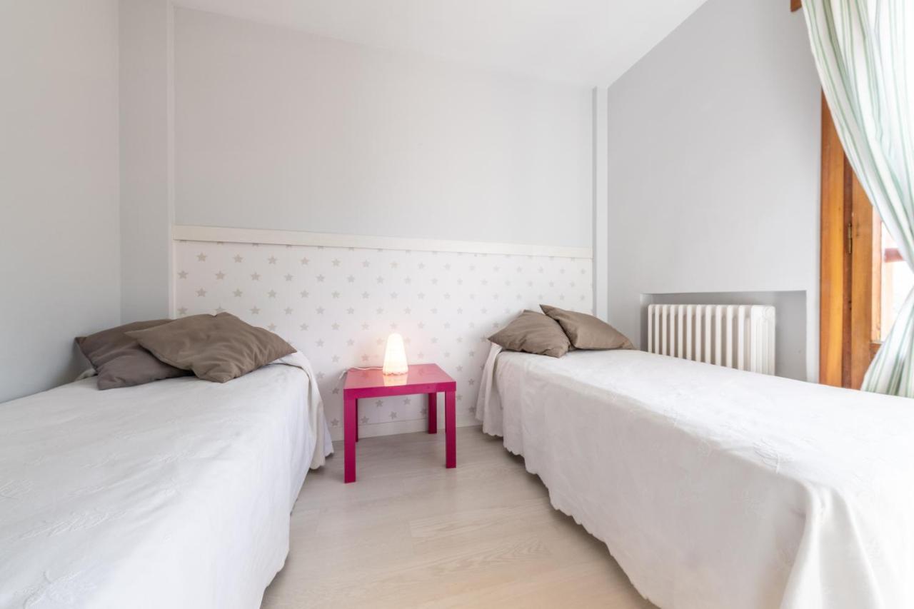 Apartamento Pirineo Aragones Sabiñánigo Екстериор снимка